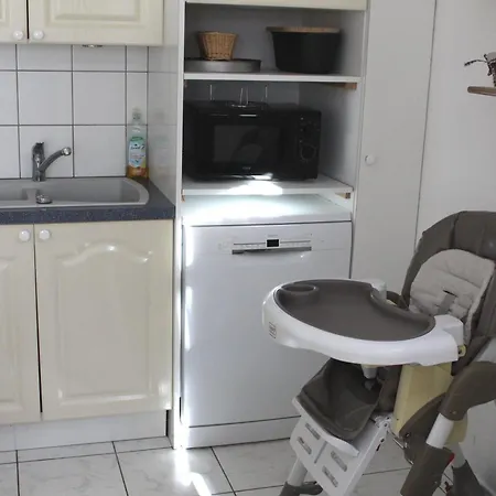T3 Classe Trois Etoiles Au Calme De Plain-pied Au Centre Avec Vue Sur Montagne, Annecy A Proximite Apartment